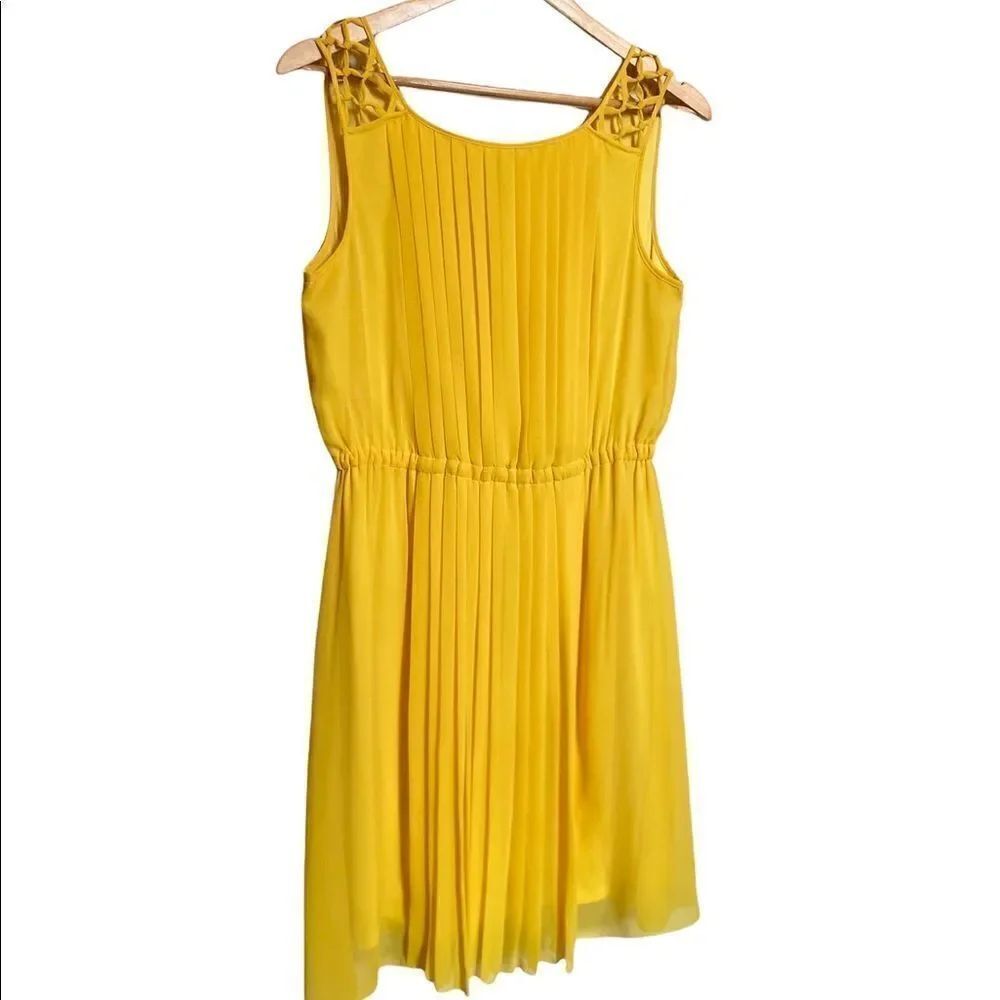 Jessica Simpson Bright Yellow Size 10 Sun Dress